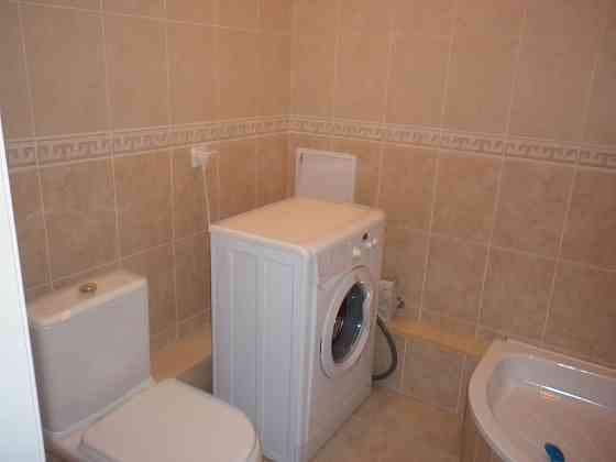 Оренда Квартира 3-кімнатна, 10/18 поверх на Нежинская ул. Kiev