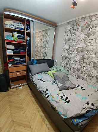 Оренда Квартира 3-кімнатна, 4/9 поверх на ул. Евгения Коновальца, 15 Киев