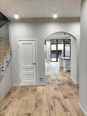 Продам современный, новый дом в самом сердце Таирова. Одеса