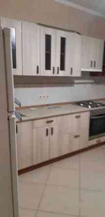 Оренда Квартира 3-кімнатна, 12/25 поверх на пр. Николая Бажана Київ