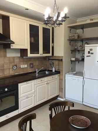 Оренда Квартира 3-кімнатна, 24/24 поверх на пр. Петра Григоренко Киев