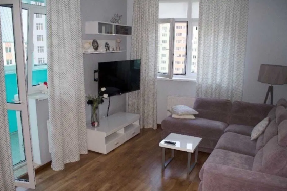 Оренда Квартира 2-кімнатна, 8/25 поверх на Сімї Кульженків, 35 Киев