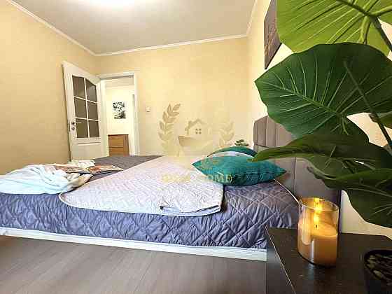 Продаж Квартира 2-кімнатна, 5/16 поверх на Пантелеймона Кулиша ул., 17 Киев