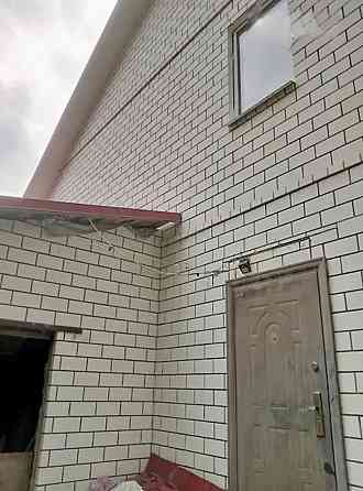 Продаж 2-поверховий Будинок з ділянкою 10 сот 223 кв.м 4 кімн. на Левків Левків Zhytomyr