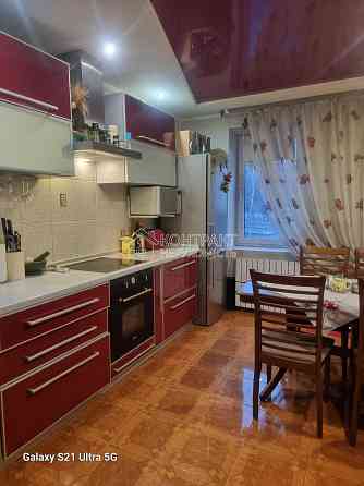 Продаж Квартира 3-кімнатна, 1/9 поверх на вул. Маршала Бажанова Харьков