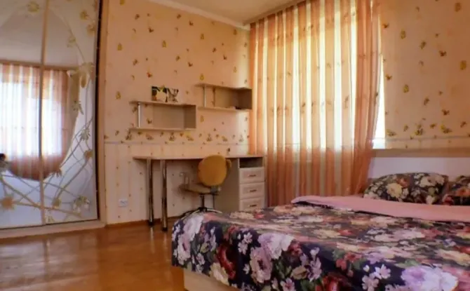 630 Three-storey house with swimming pool for rent Kiev - photo 19