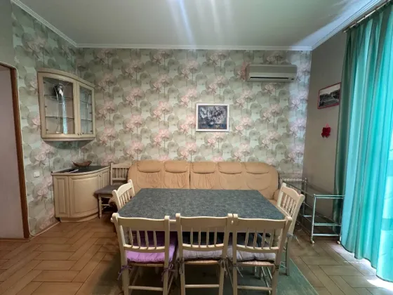 Оренда 3к Квартира 128 кв.м провулок Коновальця Евгена, 13 Дніпро