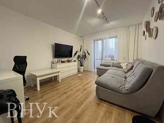 Продаж Квартира 3-кімнатна, 4/6 поверх на вул. Кульчицької Львів