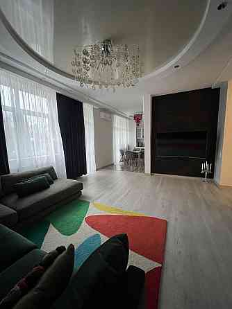 Продаж Квартира 3-кімнатна, 2/17 поверх на Мокра вул., д. 16 Київ