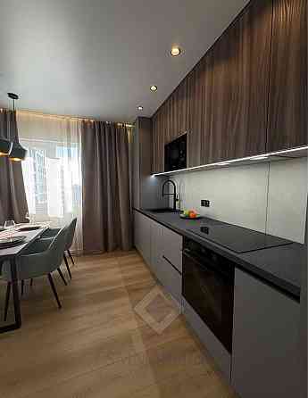 Продаж Квартира 1-кімнатна, 17/21 поверх на Максимовича Михайла вул., д. 24-Б Киев