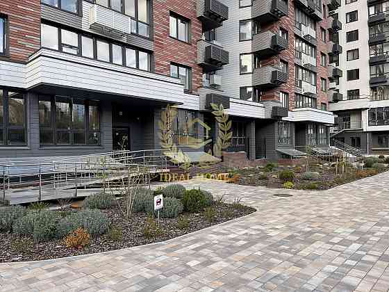 Продаж Квартира 3-кімнатна на Кустанайская ул., 13 Киев