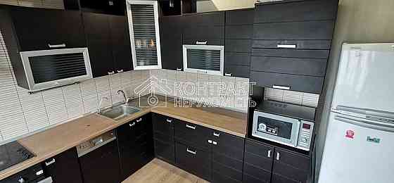 Продаж Квартира 3-кімнатна, 7/16 поверх на вул. Академіка Павлова Kharkiv