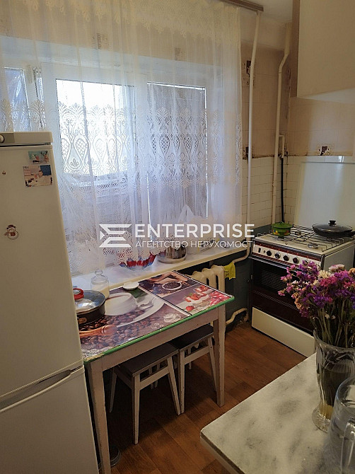 Продаж Квартира 2-кімнатна, 8/9 поверх на вул. Воскресенський Київ - фото 1