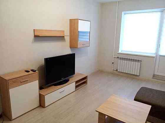 Оренда Квартира 2-кімнатна, 9/10 поверх на ул. Княжий Затон, 13 Kiev