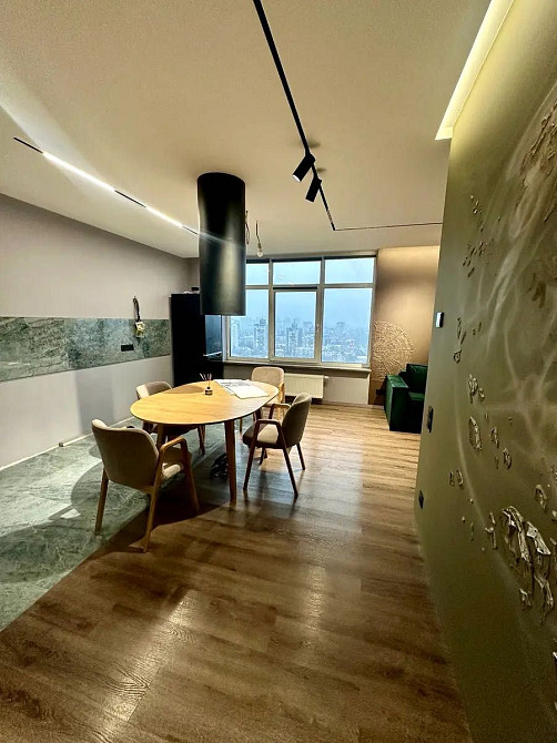 Продаж Квартира 2-кімнатна, 19/24 поверх на Євгенія Сверстюка вул., д. 6Д Київ - фото 1