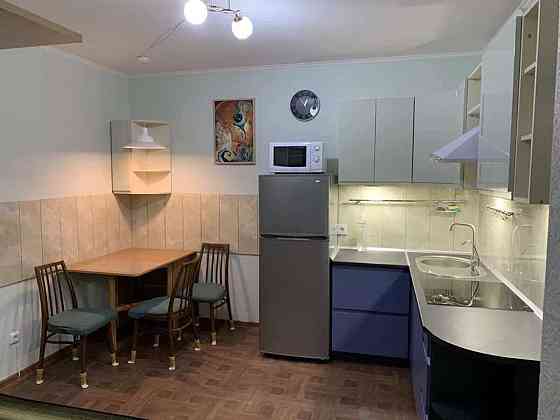 Оренда Квартира 2-кімнатна на ул. Николая Хвыльового Kiev