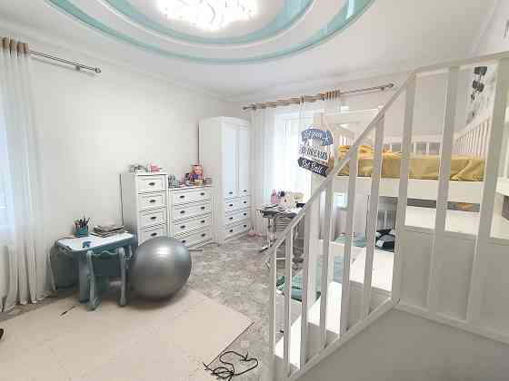 Продаж 4-поверховий Будинок з ділянкою 25 сот 640 кв.м 6 кімн. на Смолянка Zhytomyr