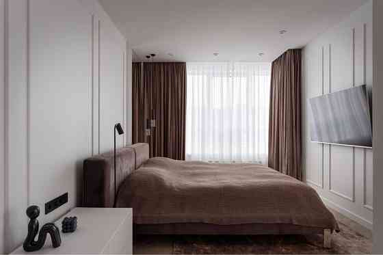 Продаж Квартира 3-кімнатна, 19/26 поверх на Зарічна вул., д. 1-В Киев