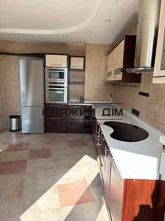 Продаж Квартира 4-кімнатна, 6/24 поверх на вул. Луначарского Анатолия ул./Митрополита Андрія Шептицького Киев