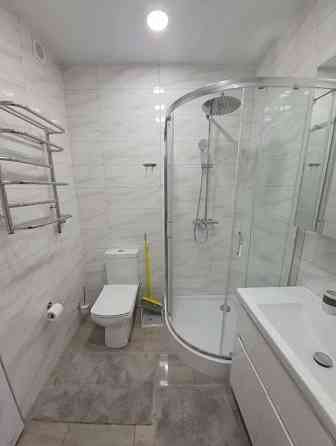 Оренда Квартира 1-кімнатна, 18/21 поверх на ул. Ревуцкого Киев