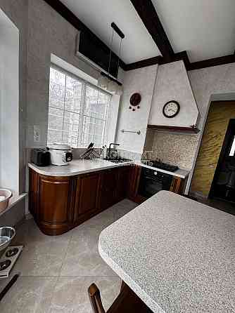 Оренда Будинок 4-кімнатний на вул. Новий провулок 