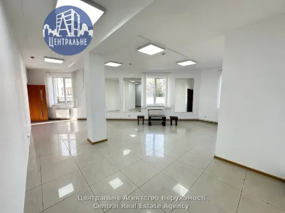 For rent Office Spaces area 95 sq.m floor 2 Chernivtsi Заводська 56К Chernivtsi