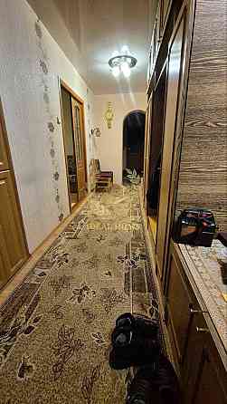 Продаж Квартира 4-кімнатна, 5/10 поверх Київ