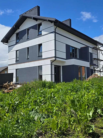 Продаж будинку 3 поверхи — В. Стуса Зубра - фото 1