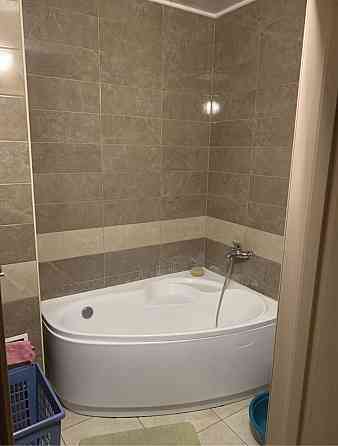 Оренда Квартира 2-кімнатна, 15/26 поверх на Драгоманова ул., 6/1 Киев