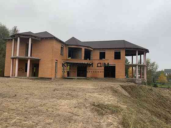 Большой дом со своим выходом на воду. КОД ОБЪЕКТА: 2211256. 