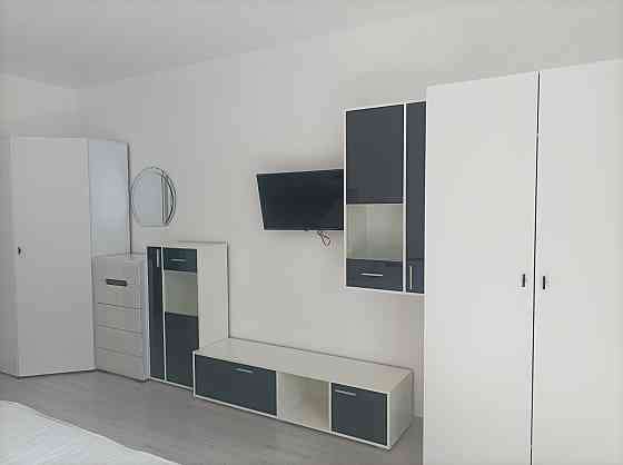 Оренда Квартира 2-кімнатна, 21/25 поверх на вул.Драгоманова, 2а Киев