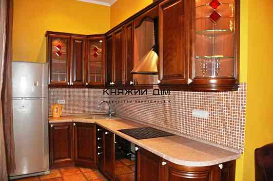 БЕЗ КОМІСІЇ! Здається 2-х к. Кв в царському будинку м.Площа Українських Героїв Код об'єкта: № 1141632. Kiev