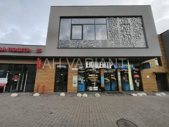 Здається Торгово-офісний центр площа 311 кв.м 2-й поверх Ужгород Тірімзєва 12Б Ужгород