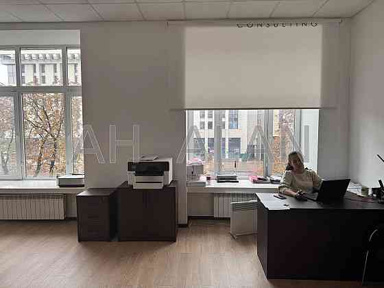 Оренда Будинок 1-кімнатний на Хрещатик вул., 7/11 Київ