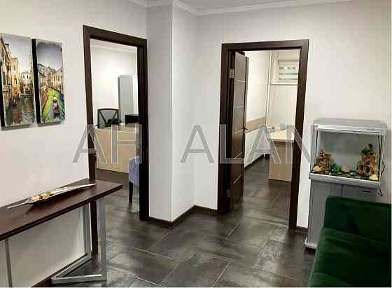 Оренда Будинок на Хорива вул., 34 Kiev