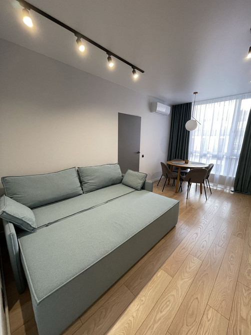 Продаж Квартира 1-кімнатна, 5/9 поверх на Салютна вул., д. 2б Київ - фото 10