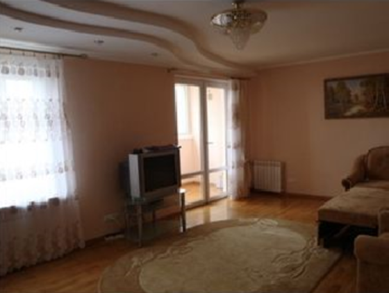 Оренда Квартира 3-кімнатна на Анны Ахматовой ул. Київ