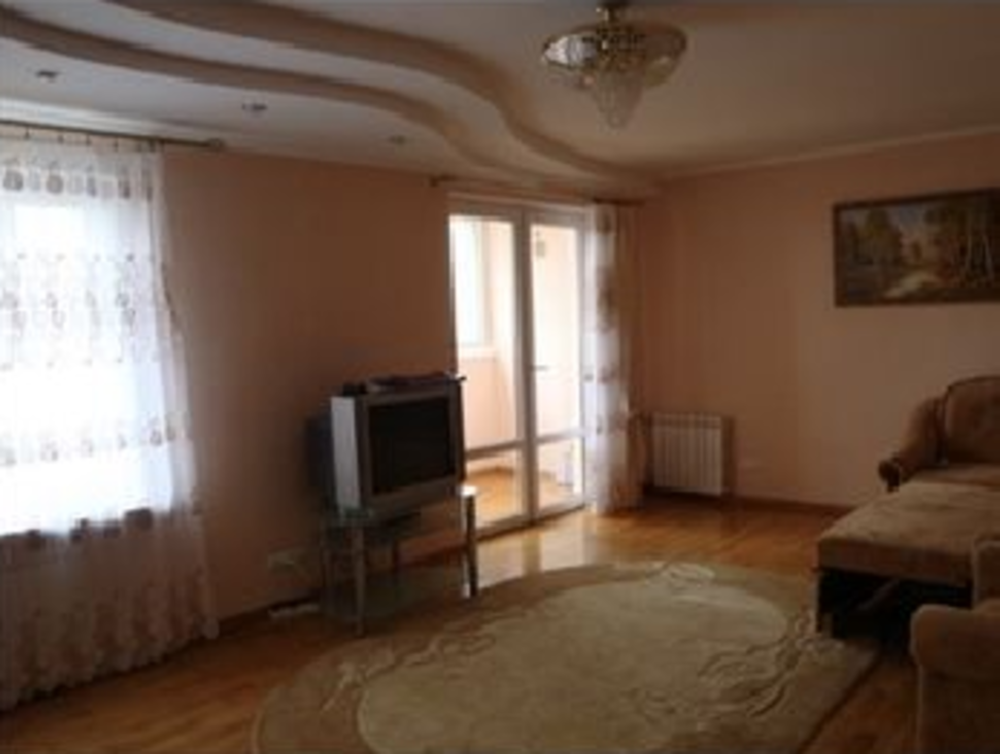 Оренда Квартира 3-кімнатна на Анны Ахматовой ул. Київ - фото 1