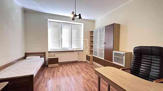 Оренда Квартира, 3/21 поверх на вул. Василя Тютюнника Kiev