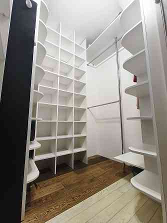 Продаж Квартира 3-кімнатна, 13/16 поверх на Василя Липківського (раніше Урицького) вул., д. 37Б Київ