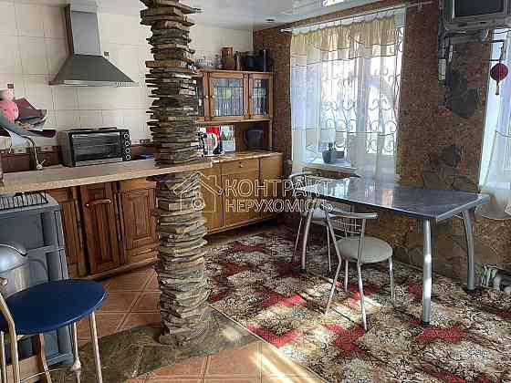 Продаж Будинок 6-кімнатний на вул. Новохарківська Харьков