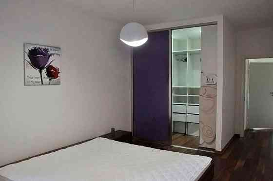 Оренда Квартира 3-кімнатна, 6/23 поверх на ул. Александра Мишуги, 2 Kiev