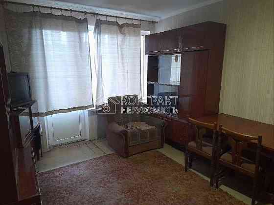 Продаж Квартира 3-кімнатна, 2/2 поверх на вул. надії Пісочин