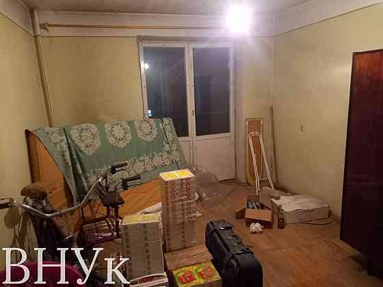 Продаж Квартира 3-кімнатна, 3/5 поверх на Відродження Луцьк