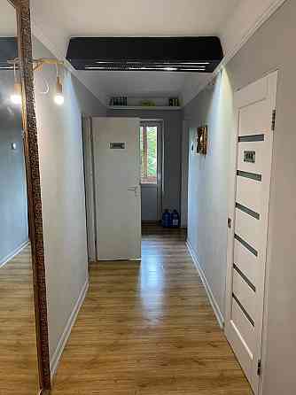 Продаж Квартира 2-кімнатна, 1/10 поверх на Борщагівська вул., д. 139/141 Київ