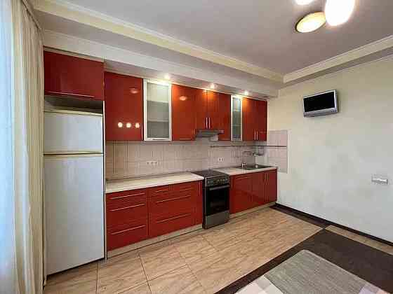 Оренда Квартира 1-кімнатна, 16/17 поверх на Анни Ахматової, 18 Київ