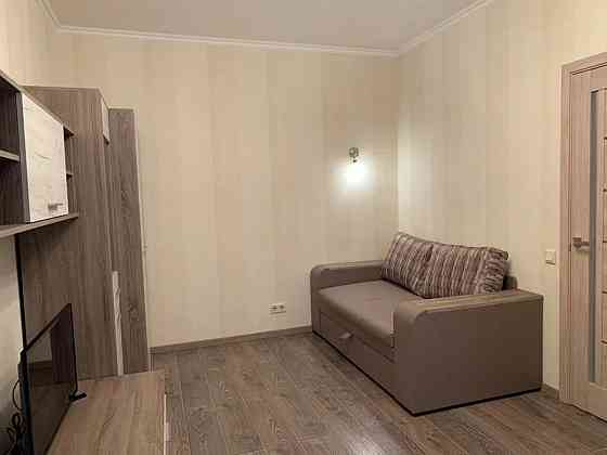 Оренда Квартира 1-кімнатна, 16/18 поверх на Ломоносова, 50/2 Киев