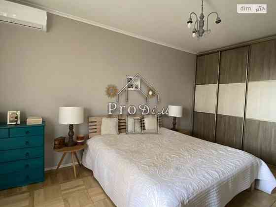 Продаж Будинок 3-кімнатний на Європейського Союзу пр-т, 17Б Київ