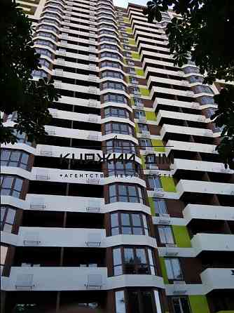 Продаж 3к Квартира 72 кв.м Бориспольская ул. Київ