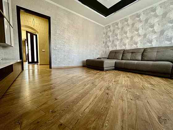 Продаж Квартира 3-кімнатна, 4/6 поверх на Нагірна Вінниця